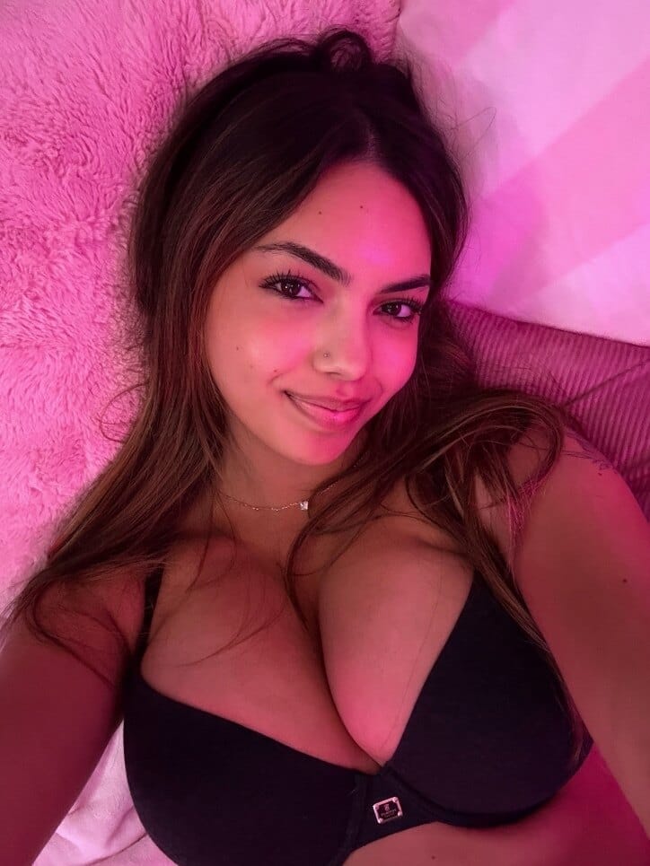 Emily Kaye - emilykbabe - OnlyFans