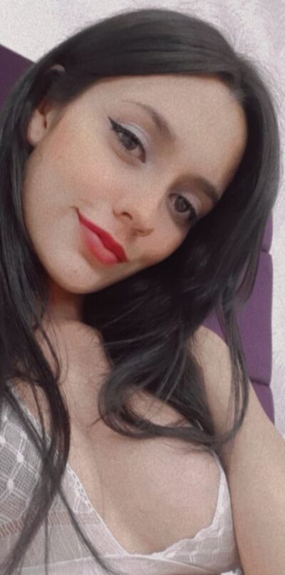 emyii castaño - emyii - OnlyFans