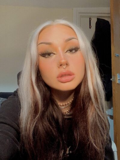 Evelyn - evelyn - OnlyFans