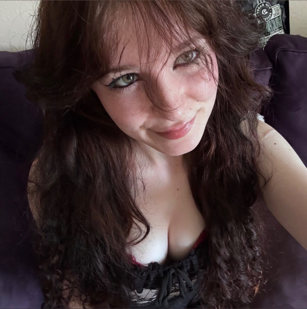 Violet Snow - endercorpsu - OnlyFans