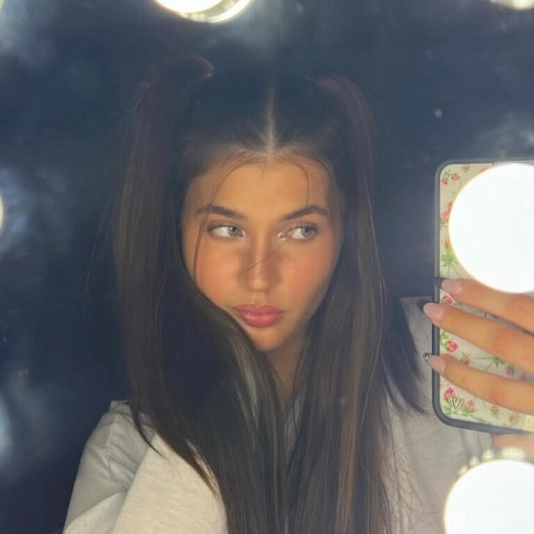 ・゚・⟡ Ella ⋆༶⋆˙ - itsellableu - OnlyFans