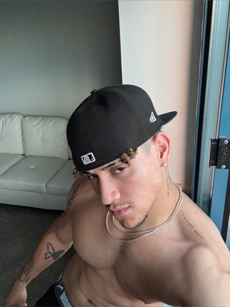 Papi juancho 🤴🏻 - jeydr33 - OnlyFans