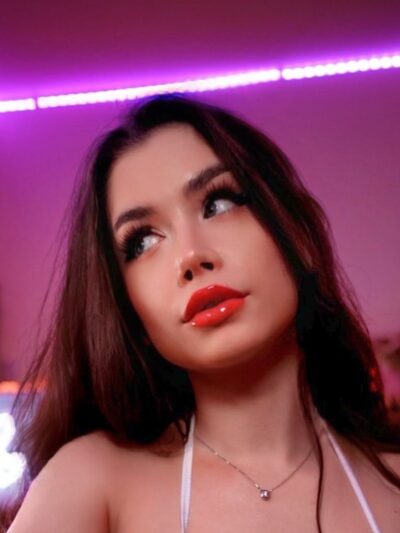 🌿𝗬𝗢𝗨𝗥 𝗚𝗜𝗥𝗟𝗙𝗥𝗜𝗘𝗡𝗗 🍯Laurel Jeune - laureljeune - OnlyFans