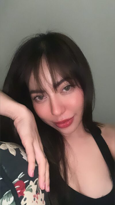 Praewlovestitch - praew - OnlyFans