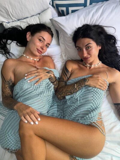 Bella & Eliza💕 - theserenotwins - OnlyFans
